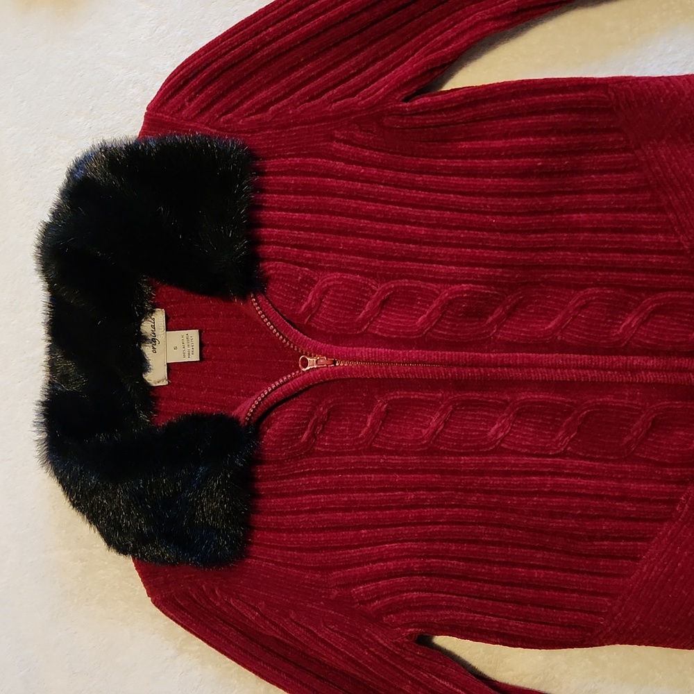 Faux Fur Trimmed Zippered Sweater